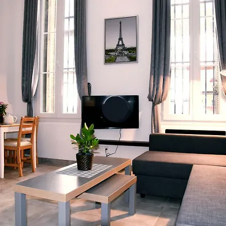 Apartment Duplex Saint Bazille *