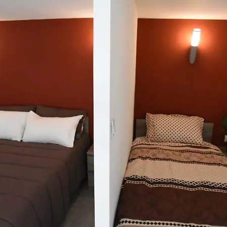 Duplex Saint Bazille Apartment *