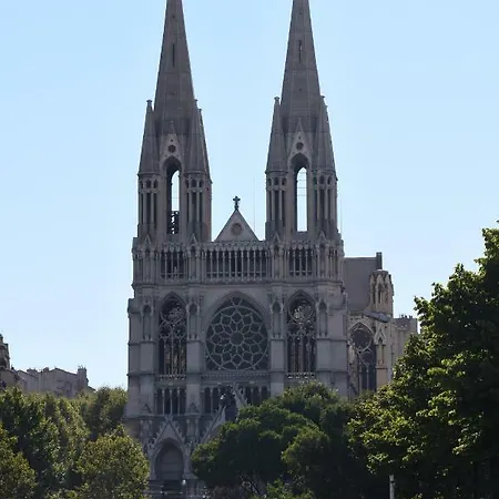 Duplex Saint Bazille Marselha
